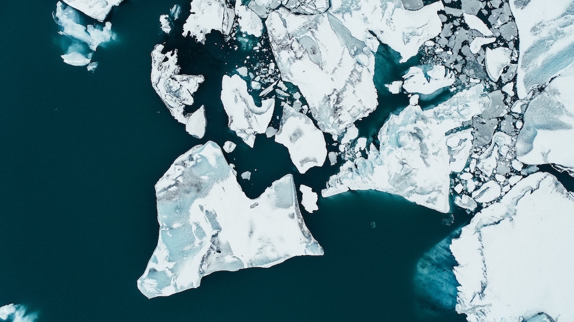 Photo aérienne d'un glacier